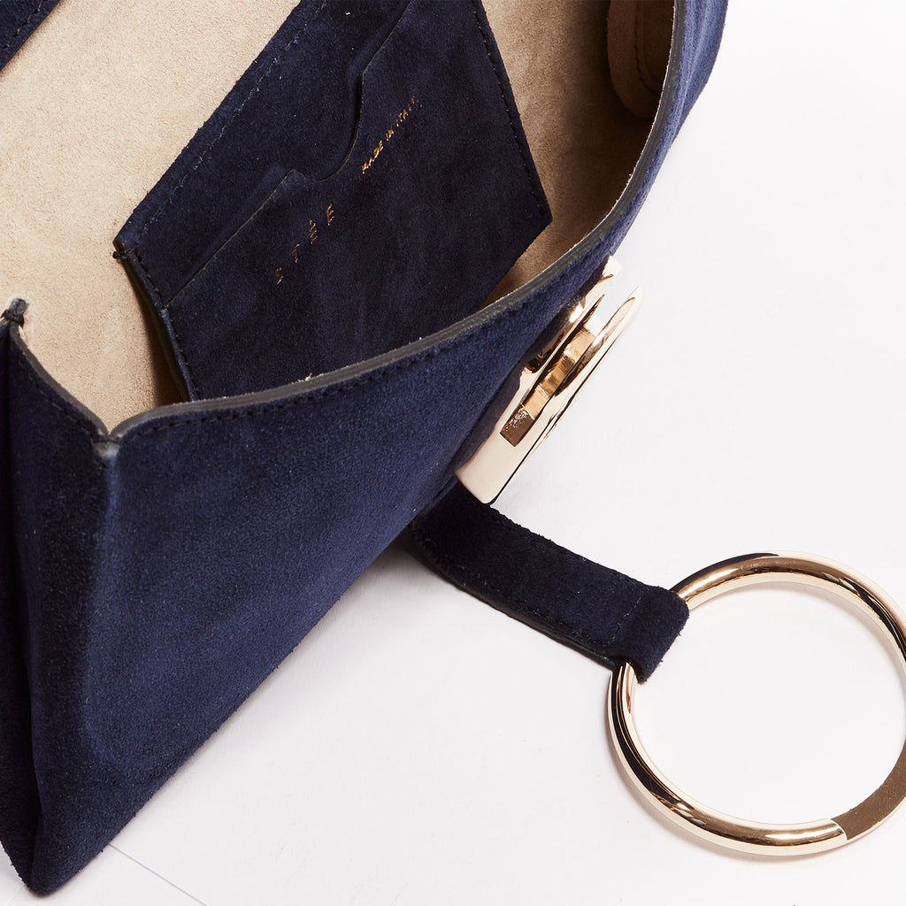 IVY pochette suede -navy-